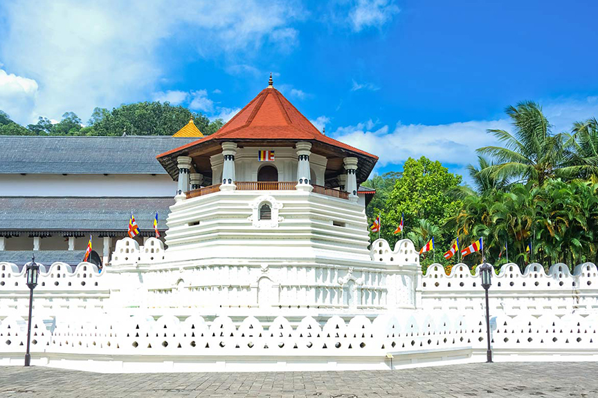 Sri-Dalada-Maligawa-Temple-of-the-Tooth-Relic